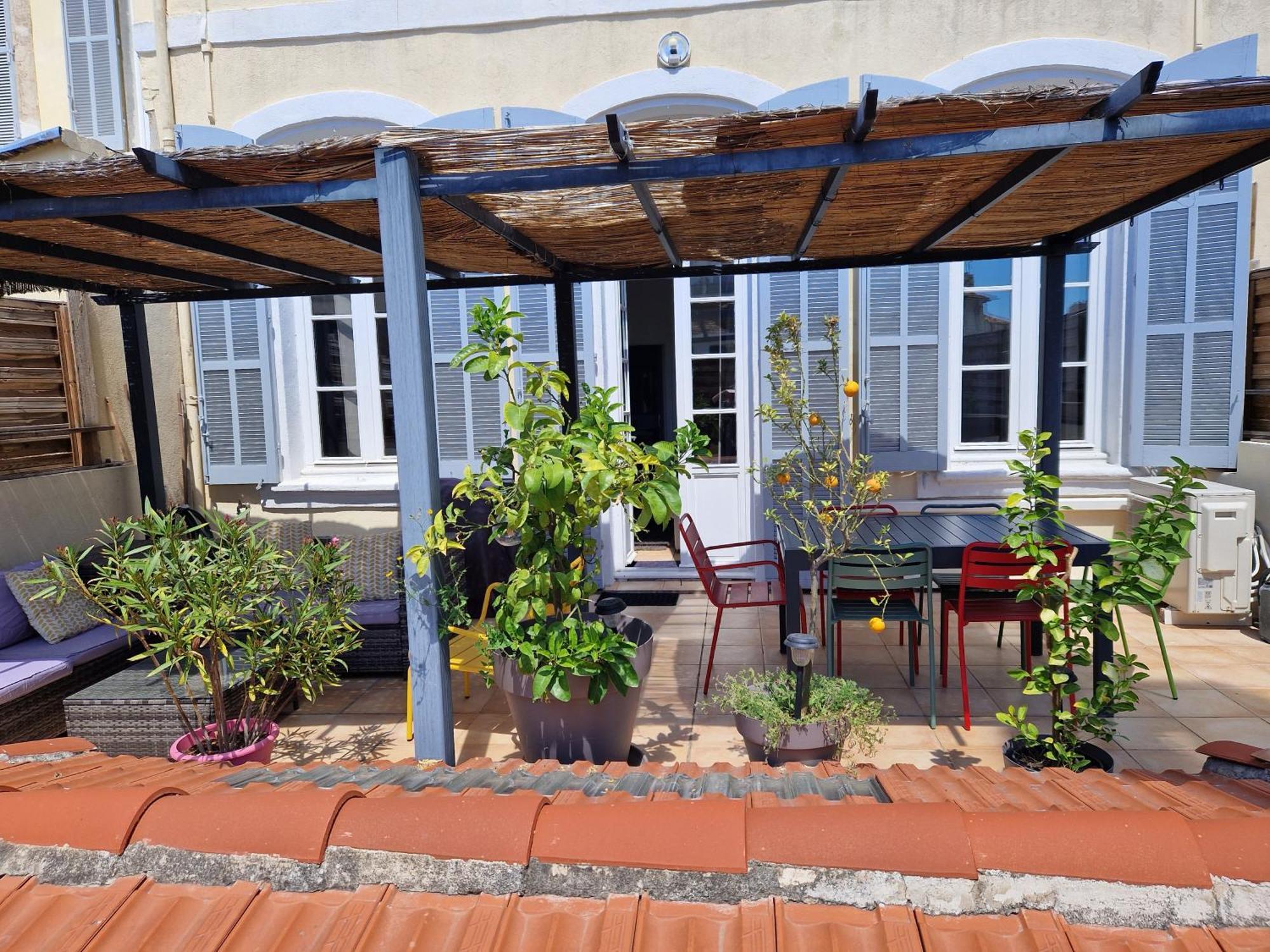 Superbe 2 Pieces Avec Grande Terrasse, Classe *** Марсель Екстер'єр фото